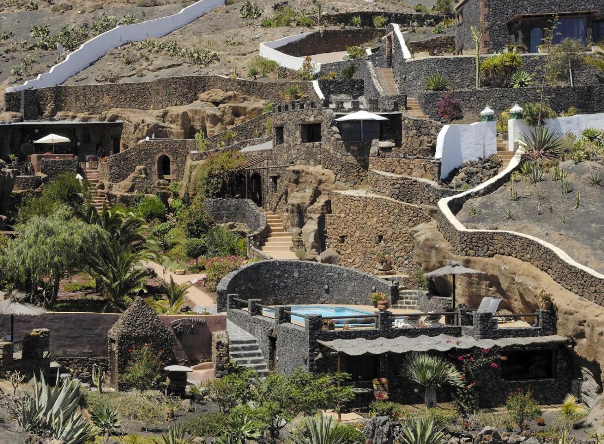 Castillo Lanzarote Villa Sophie - Luxury Villa -Sleep In A Volcanic Cave With Heated Pool Tías Exteriör bild