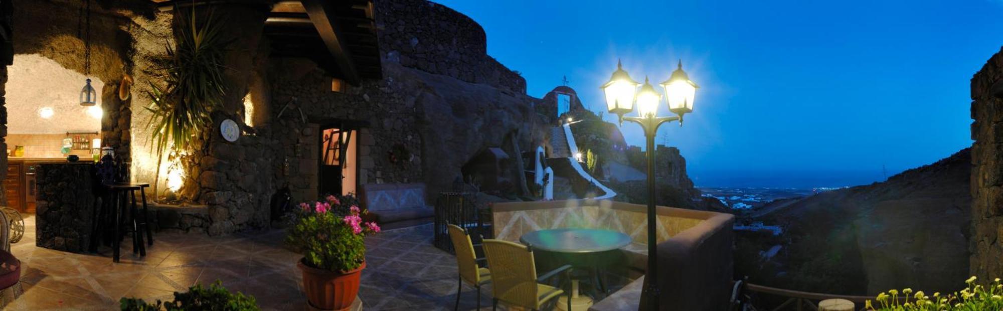 Castillo Lanzarote Villa Sophie - Luxury Villa -Sleep In A Volcanic Cave With Heated Pool Tías Exteriör bild