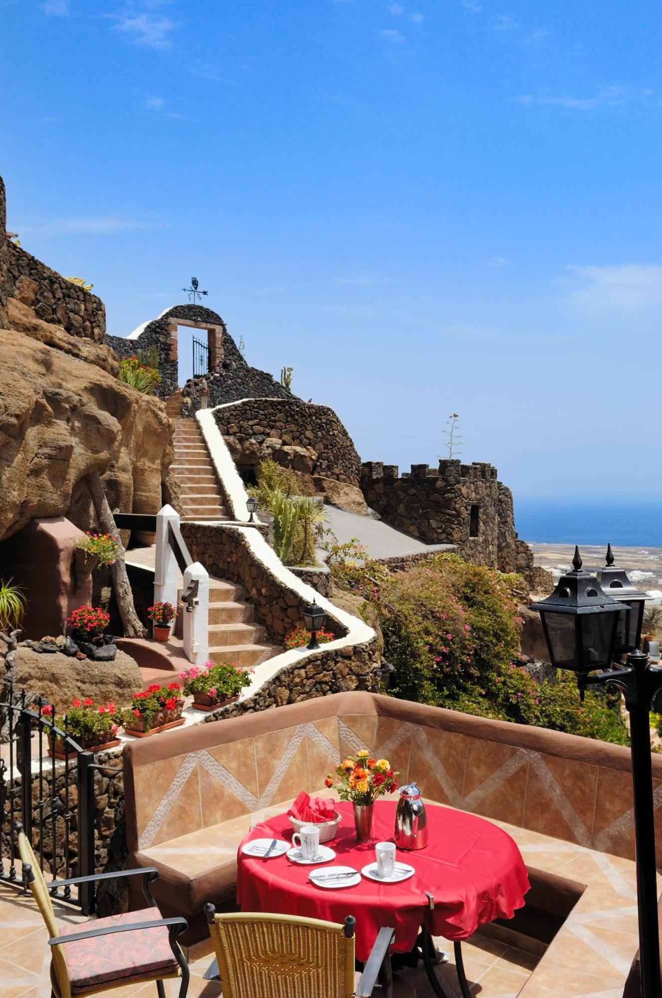 Castillo Lanzarote Villa Sophie - Luxury Villa -Sleep In A Volcanic Cave With Heated Pool Tías Exteriör bild