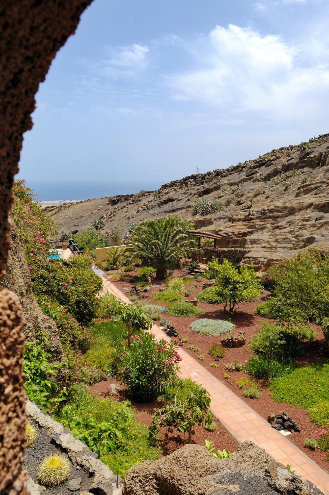 Castillo Lanzarote Villa Sophie - Luxury Villa -Sleep In A Volcanic Cave With Heated Pool Tías Exteriör bild