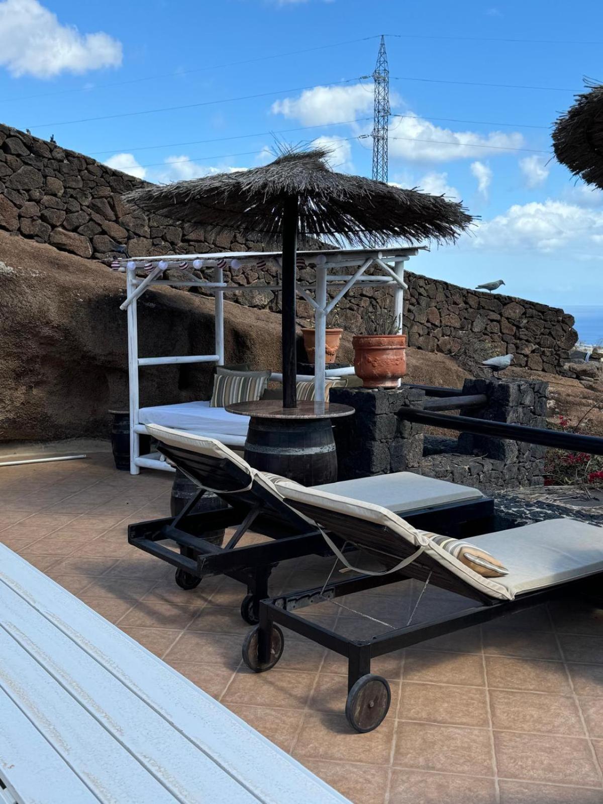 Castillo Lanzarote Villa Sophie - Luxury Villa -Sleep In A Volcanic Cave With Heated Pool Tías Exteriör bild