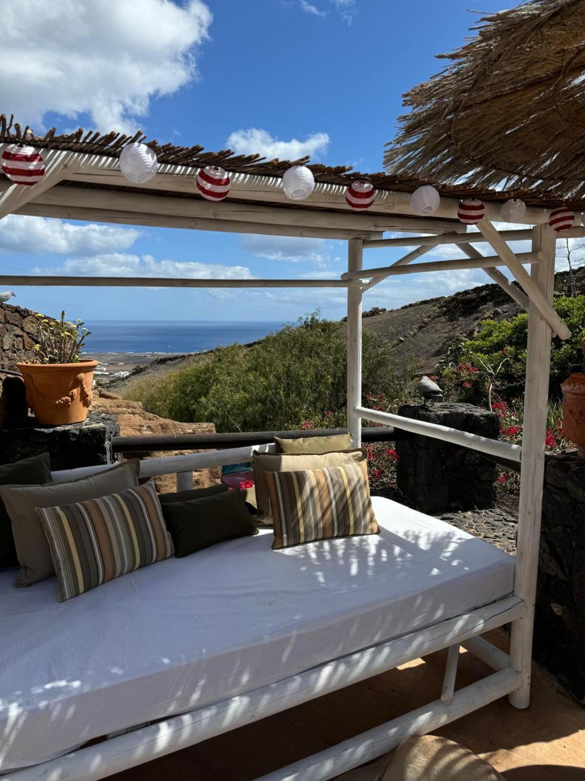 Castillo Lanzarote Villa Sophie - Luxury Villa -Sleep In A Volcanic Cave With Heated Pool Tías Exteriör bild