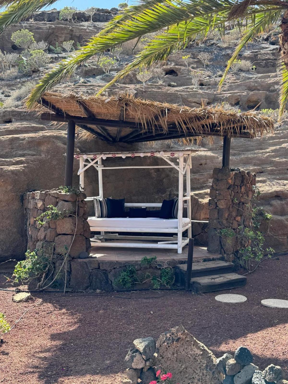 Castillo Lanzarote Villa Sophie - Luxury Villa -Sleep In A Volcanic Cave With Heated Pool Tías Exteriör bild