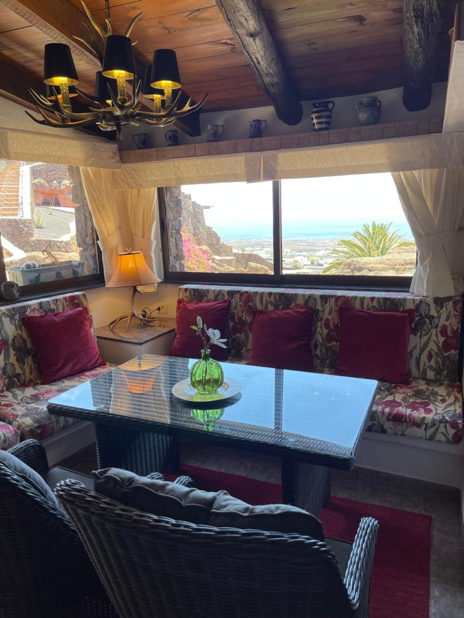 Castillo Lanzarote Villa Sophie - Luxury Villa -Sleep In A Volcanic Cave With Heated Pool Tías Exteriör bild
