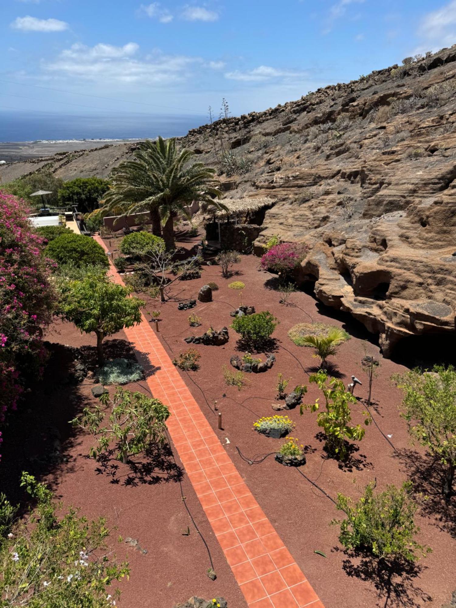 Castillo Lanzarote Villa Sophie - Luxury Villa -Sleep In A Volcanic Cave With Heated Pool Tías Exteriör bild